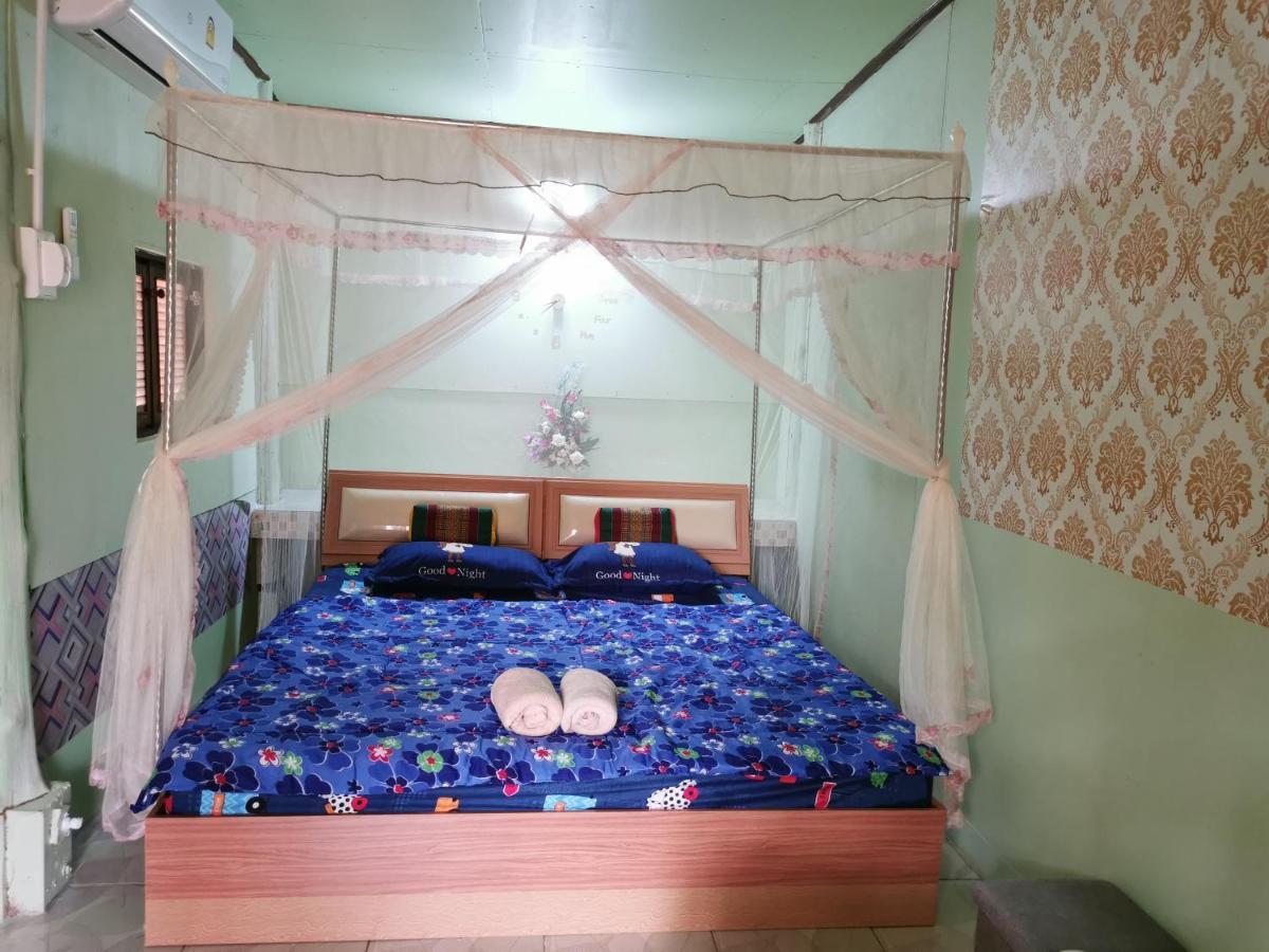 Home Garden Chaeson บ้านสวน ชวนฝัน ラムパーン エクステリア 写真