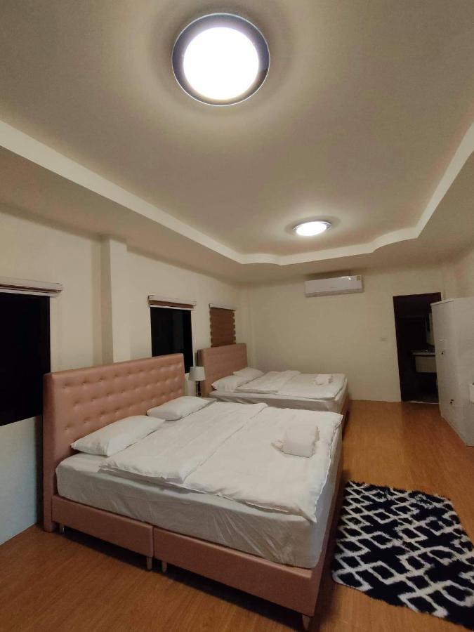 Home Garden Chaeson บ้านสวน ชวนฝัน ラムパーン エクステリア 写真